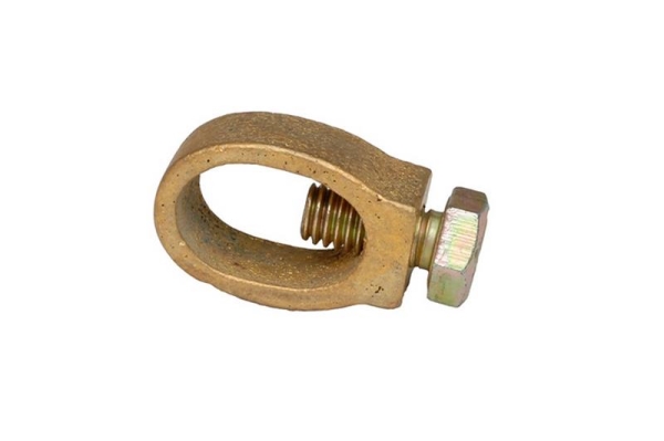CLAME POUR PIQUET DE TERRE CU 5/8"